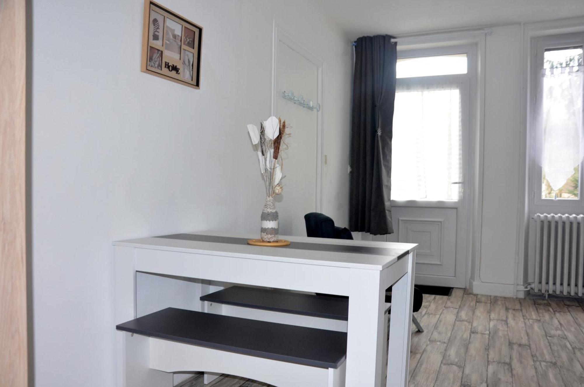 Studio "Au Bord De L'Eau" 2 Chambon-sur-Voueize Luaran gambar